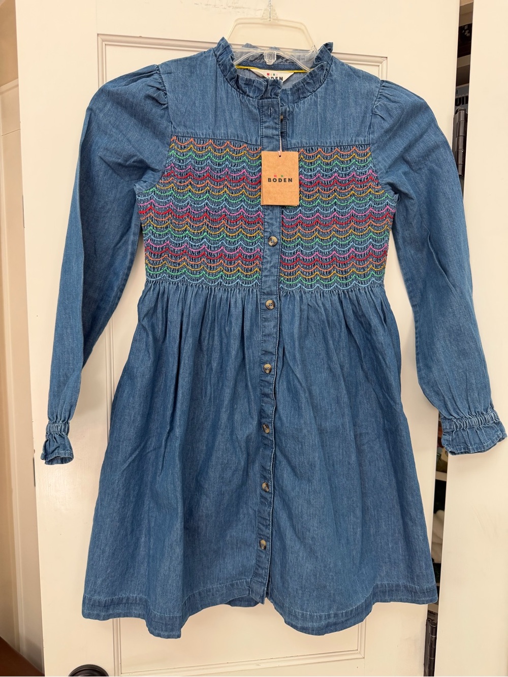 NWT MINI BODEN RAINBOW SMOCKED chambray DENIM RUFFLE COLLAR DRESS SIZE 10-11